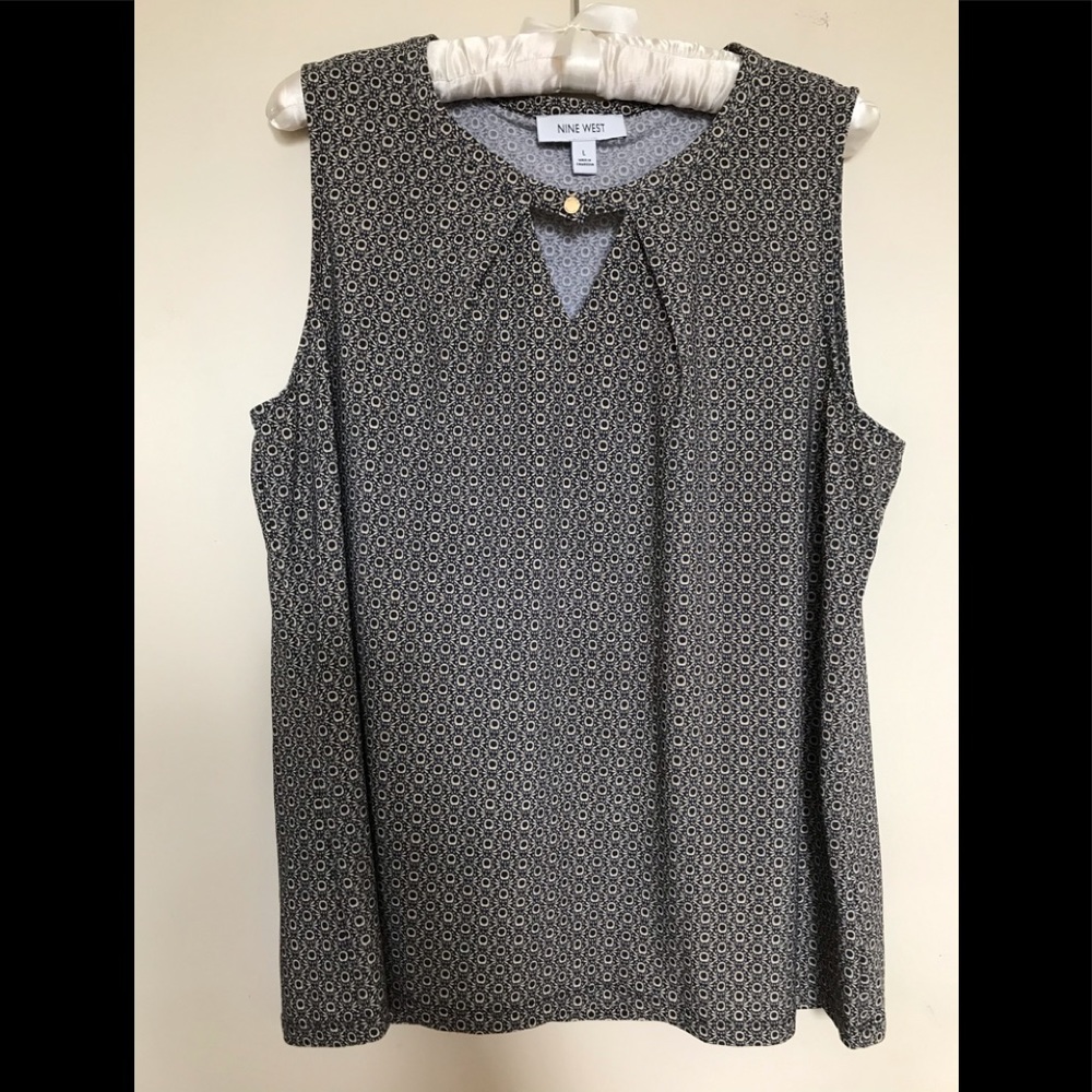 NINE WEST PATTERED SLEEVELESS BLOUSE